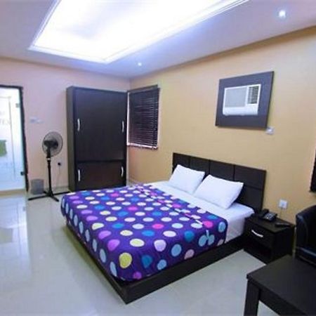 Number 95 Suites Lagos Exterior foto